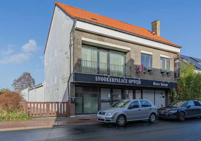 Gebouw voor gemengd gebruik te koop in Opwijk