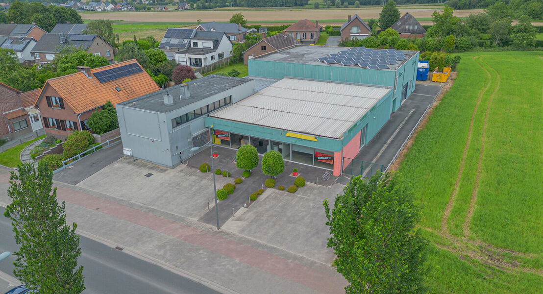 Gebouw voor gemengd gebruik te koop in Opwijk